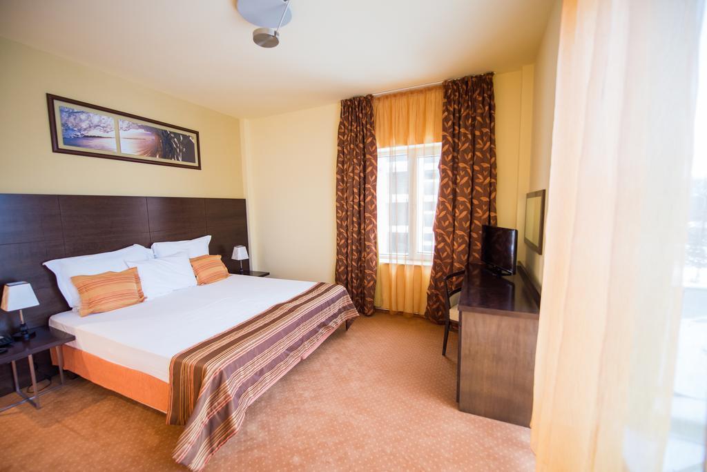 Imago Boutique Hotel Mamaia Extérieur photo