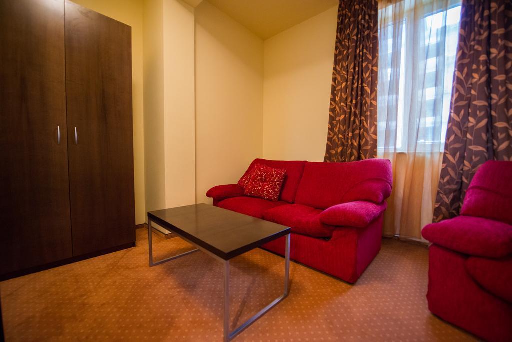 Imago Boutique Hotel Mamaia Extérieur photo